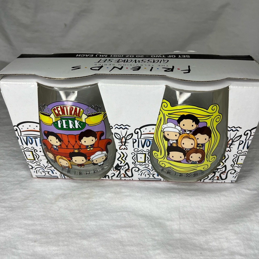Friends TV Series Glassware Set 20oz Wine Glassware Set of 2 NEW central perk